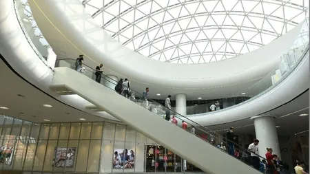 Topul celor mai vizitate mall-uri bucurestene la deschidere. Cum a batut Mega Mall orice record de trafic