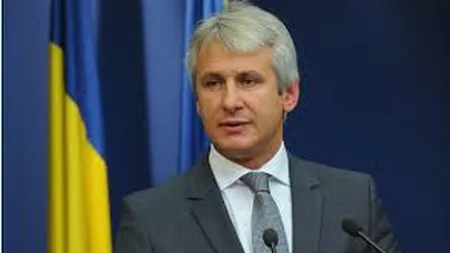 Teodorovici: Impozitarea bacsisului a fost o experienta, nu un esec. PNL ii cere demisia