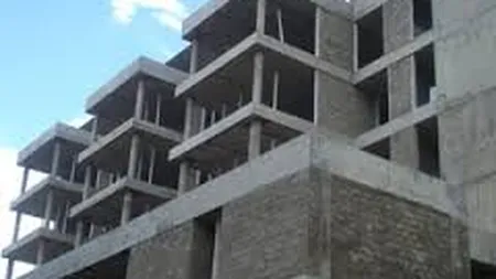 Reactia uimitoare a unei femei care a aflat ca la 2 metri de fereastra sa va fi construi un bloc