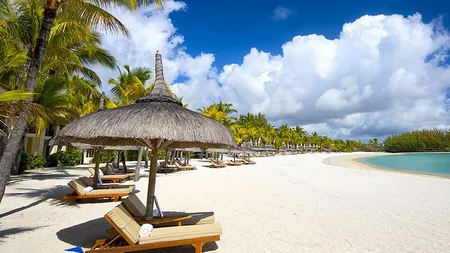 Blind Holiday: Platesti 300 de euro si afli abia la aeroport unde pleci in vacanta