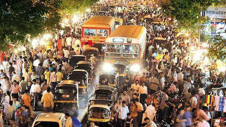 Orasul unde trebuie sa muncesti 3 secole pentru o locuinta, dar gunoaiele stau pe 4,4 mld.$