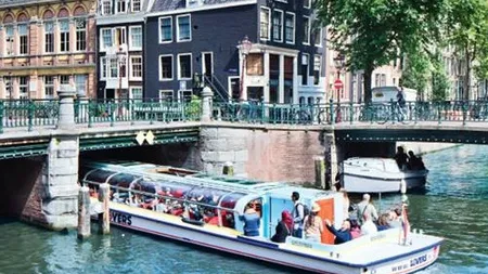 Paravion.ro: Rezervările pentru city break-uri s-au triplat în 2015