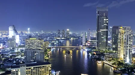 Paravion: De 1 decembrie românii merg în Praga, Viena, Sri Lanka sau Dubai