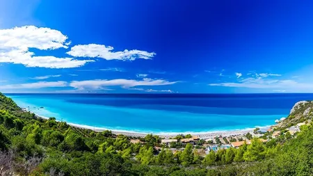 È˜i românii cu bani vânează reducerile: 40% din sejururile exotice, rezervate prin Early Booking