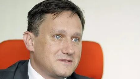 Wizrom recrutează 40 de consultanți. Vezi după ce criterii