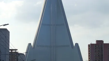 Hotelul cu 105 etaje care a ajuns cea mai mare cladire abandonata din lume