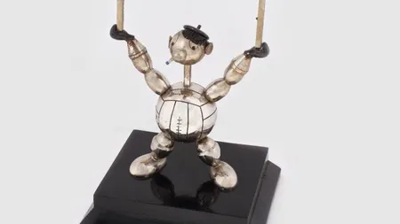 Poporul, Ceaușescu, România: O noua licitatie Epoca de Aur la Artmark