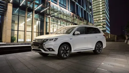Mitsubishi Outlander MY16 si Outlander PHEV MY16 disponibile la test drive