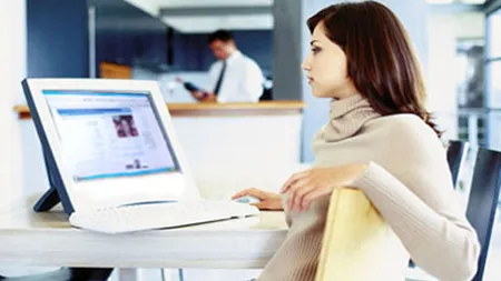 Presa online, mai relevanta pentru profilul social al unui CEO decat postarile lui pe retele de socializare