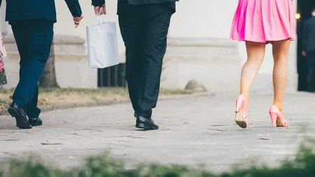 Cat de responsabili fata de mediu sunt romanii: 3 din 4 refolosesc pungile de cumparaturi