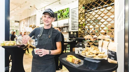 Retea romaneasca de cafenele isi deschide prima franciza in Cehia