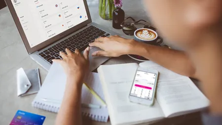 Revolut, alternativa bancară digitală, se va lansa în România luna viitoare