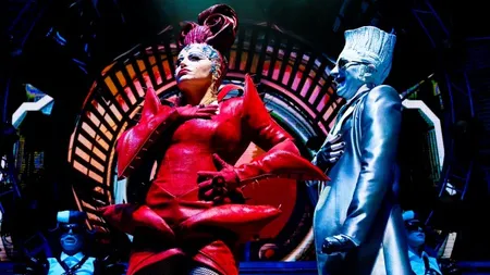 Premiera: moment Queen pe scena Cerbului de Aur 2019