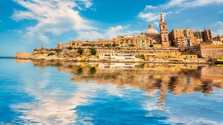 Romanii calatoresc cu aproape 50% mai ieftin in vacantele de toamna