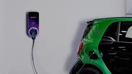 Enel X a lansat o noua generatie de statii ce inarca masini electrice de 14 ori mai rapid