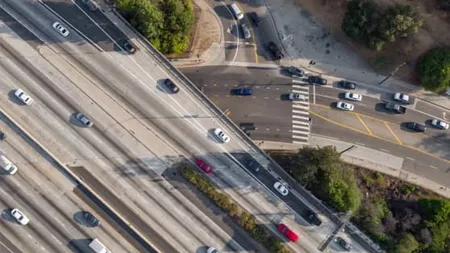 Uber: 2020 a fost un an complet atipic. De la peste 16 milioane de curse pe zi, la îndemnarea pasagerilor să rămână acasă