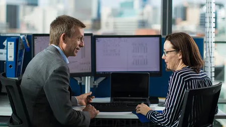 Creator de conţinut online, ofiţer de politici recreaţionale, printre noile ocupaţii care vor fi introduse în Clasificarea Ocupaţiilor din România