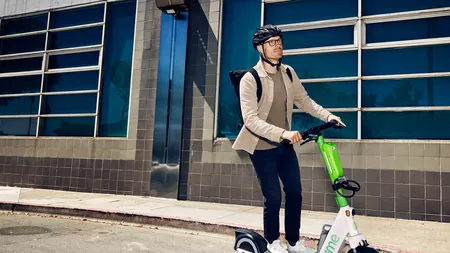 Toți utilizatorii de trotinete electrice vor fi obligați să dețină RCA. De când se aplică legea