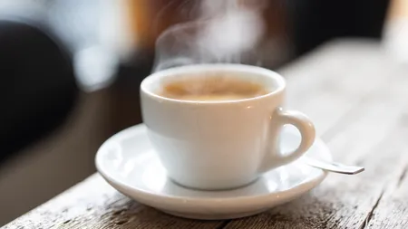 Cafeluța zilnică va deveni un lux. Prețul cafelei în UE s-a scumpit cu 16,9% în ultimul an
