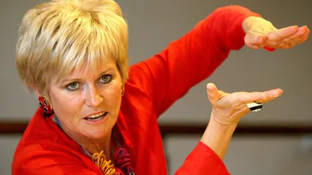 Monica Tatoiu fuge de frig și facturi mari în Guadalupe și Caraibe. Care este pensia fostei femei de afaceri