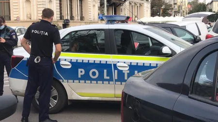 Doi bucureșteni au înșelat magazinele online cu aproape 100.000 euro: cumpărau haine scumpe și returnau haine vechi