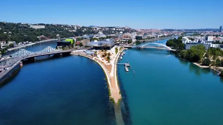 Francezii vor construi o clădire, în Lyon, fără sisteme de încălzire și fără aer condiționat. Constructorul își asumă temperaturi de maxim 26 de grade vara și minim 22 iarna.