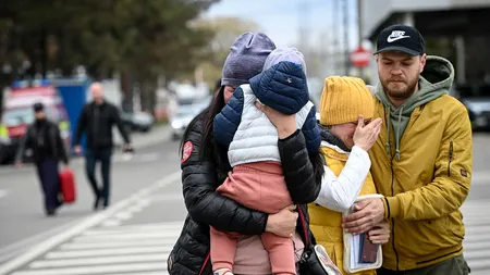 Cheltuielile cu războiul îi pot lăsa pe ucraineni fără salarii și pensii. Avertismentul de la Premierul lui Zelenski