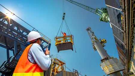 Ifosele noii generații de ucenici din construcții: „Nu lucrez la înălțimi, nu mă urc pe schelă, nu ma voi chinui să car singur cine stie ce saci de ciment de 40-50 kg”