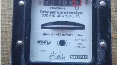 ANRE a elaborat un nou regulament de furnizare care e în fază de proiect: la cererea clienților, furnizorii de energie electrică vor fi obligați să accepte plata în rate a facturii