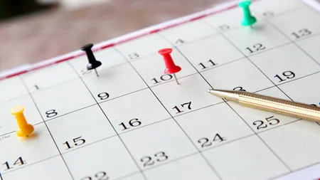 Zile libere 2022. Liberele legale care pică în weekend ar putea fi recuperate în cursul săptămânii