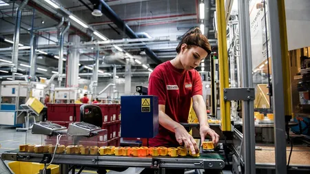 O fabrică de jucării pentru copii din judeţul Satu Mare anunță 50 de posturi vacante! Nu este nevoie de niciun fel de calificare!