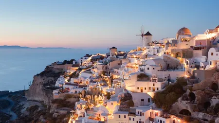 MAE: Alertă de călătorie pentru românii care se află în Grecia sau au un concediu plănuit