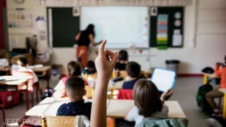 Semestre sau module? Un nou studiu scoate la iveală ce preferă elevii și profesorii în 2023