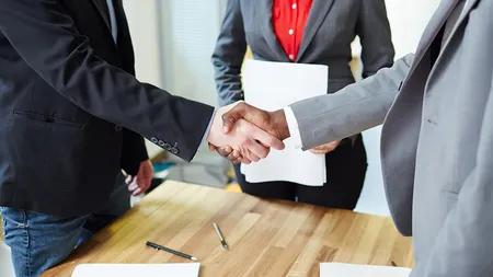 CV-urile nu mai contează la angajare! Recrutorii alocă doar 3-5 secunde studierii CV-ului. Singura modalitate în care le mai poți atrage atenția