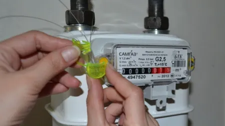 Este oficial! Contoarele pentru energie termică au devenit obligatorii pentru români. Klaus Iohannis a promulgat legea