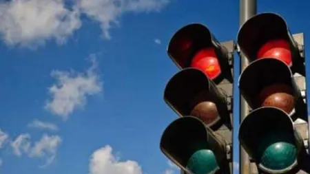 Ai trecut pe roșu, te-ai ars! Cât a trebuie să plătești dacă ai trecut pe culoarea roșie a semaforului, în Țările de Jos