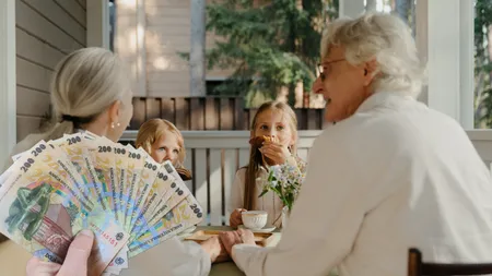 Bani de la stat pentru bunicii care au grijă de nepoți! Un nou proiect legislativ se află în dezbatere