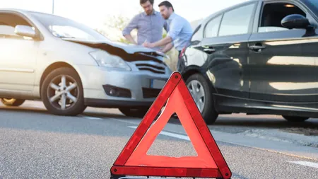 Aplicația amiabila pentru accidente te scapă de RCA. Formularul poate fi completat online. Firmele de asigurări vor suna clienții