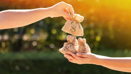 Românii care beneficiază de ajutoare sociale trebuie să cunoască acest lucru! Ministerul Muncii a propus o serie de modificări