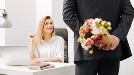 De la colegi de muncă, la cuplu. Tot mai multe familii se formează la birou. Care este motivul