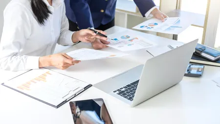 Programul de lucru de patru zile pe săptămână începe să se aplice deja în România! O bancă a adoptat noul program. Iată ce spun angajații