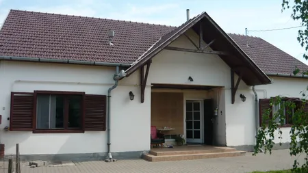 Case în România după tipar unguresc. Locuinţele de 150 metri pătraţi, fără autorizaţie de la Primărie!