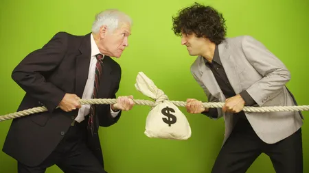 Cum îşi negociază românii salariul: Mi-am triplat salariul într-un an. Dacă bugetul lor e 500-1000 și tu le spui 300, ești fraier