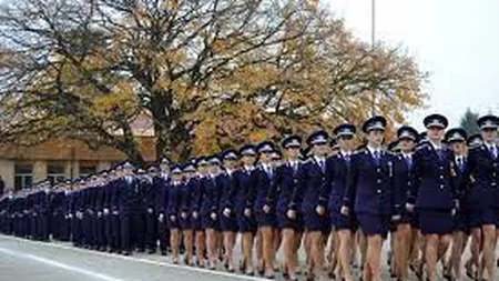 Se dă startul angajărilor în poliție! 2.900 de locuri sunt scoase la concurs. Ce probe trebuie să treacă candidații pentru admitere