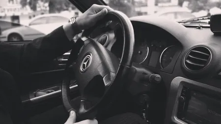 Polițe RCA mai scumpe în 2023 - Proprietarii de mașini sunt tot mai îngrijorați de tarife!