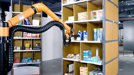 Farmacia Tei are 75 de roboți autonomi care se ocupă de procesarea comenzilor online. Este unul dintre cele mai mari sisteme automatizate de intralogistică din Europa de Sud-Est