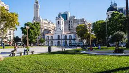 Cel mai popular loc din lume pe care trebuie neapărat să-l vizitezi! Mâncarea de vită, la preț de fast-food