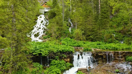 Cea mai pură apă din lume se află în România. Cum se poate ajunge la „Elixirul Vieții”