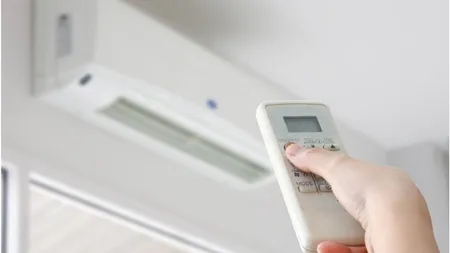 Amenzi uriașe pentru românii care au aer condiționat și nu sunt atenți la acest aspect. O femeie a ajuns să fie dată în judecată