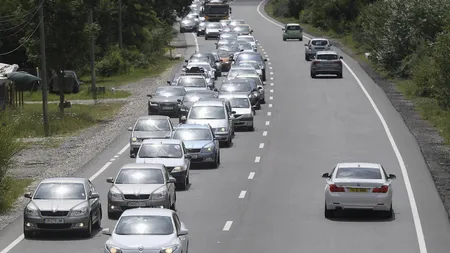 Reguli majore pentru șoferi! Gestul în trafic care este sancționat cu până la 725 de lei și suspendarea permisului pe loc